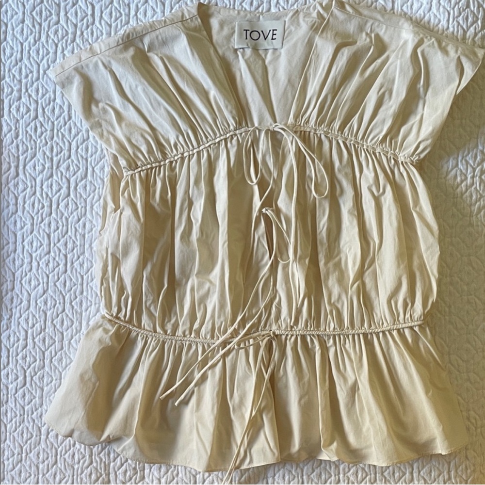 TOVE Beige Ruched Top - Picture 2 of 7